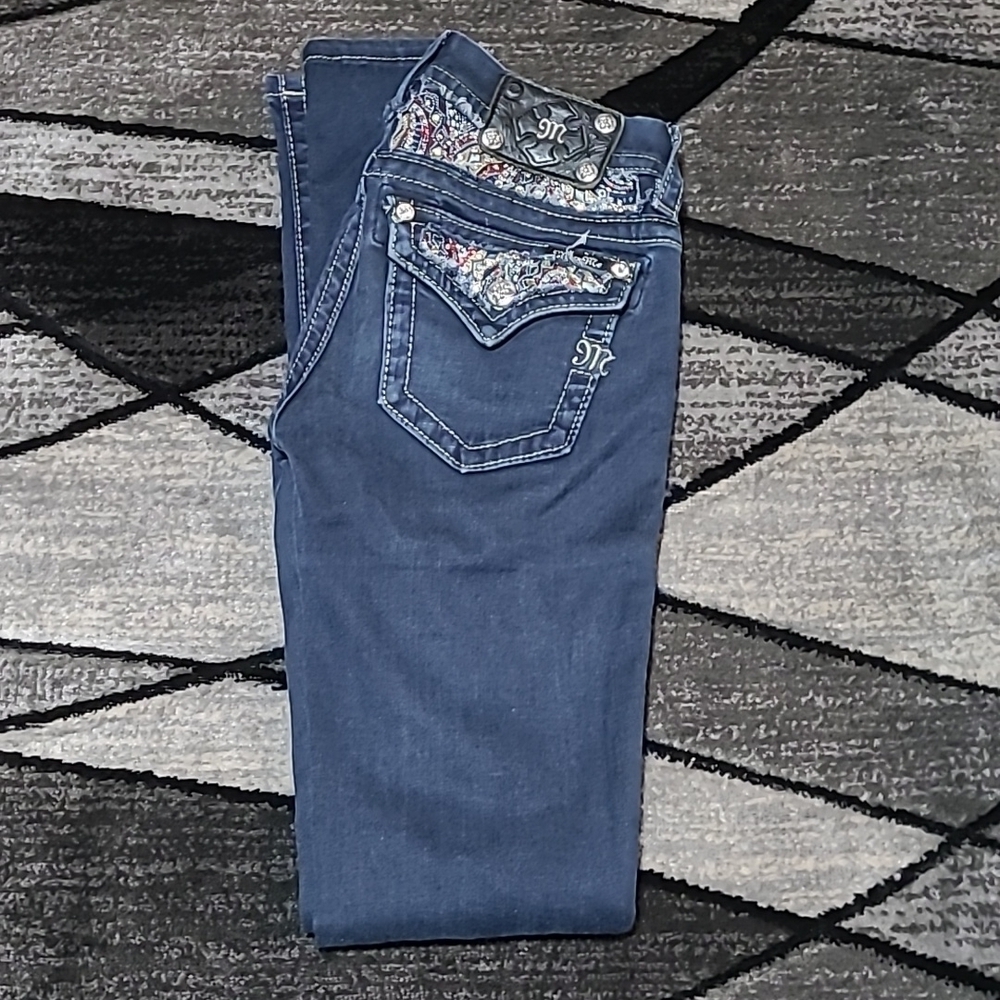 MISS ME BLING EMBROIDERED SIGNATURE SKINNY DENIM JEAN